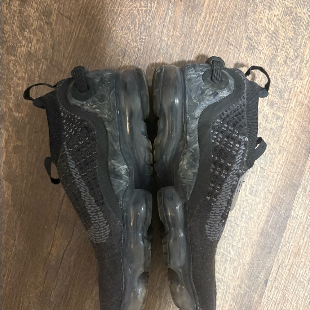 Nike Black Athletic Shoes with High-Top Design